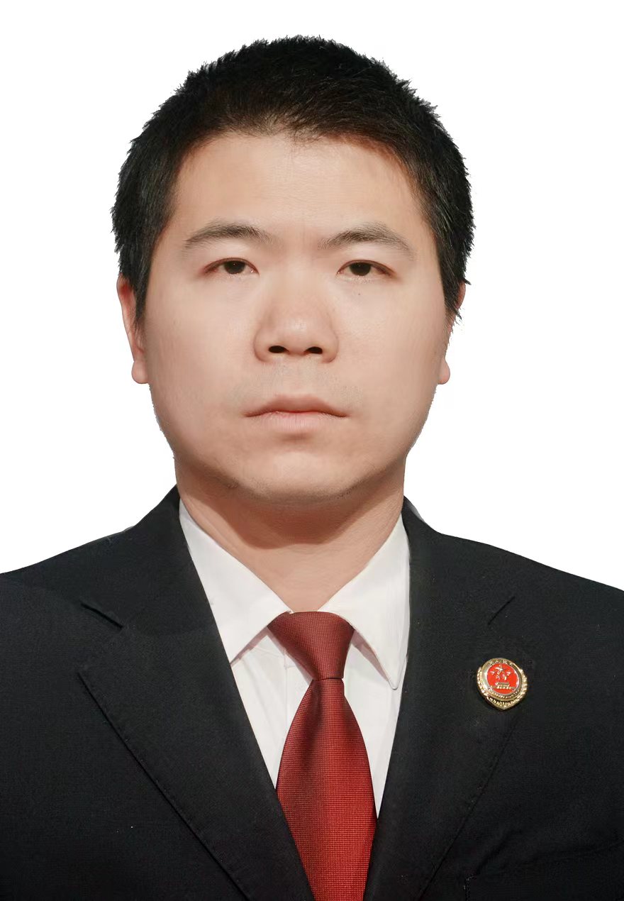 周一帆证件照.jpg